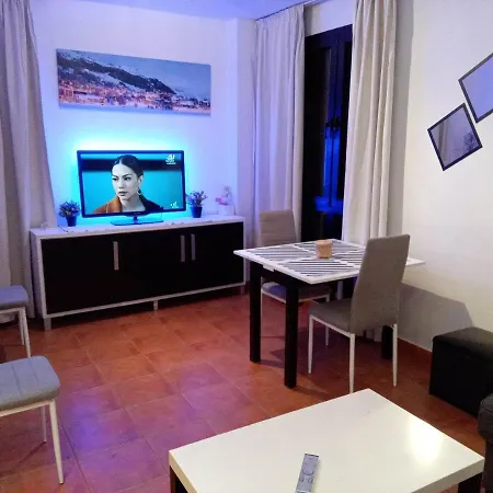 Estudio En Zona Baja Y Garaje Opcional アパート *