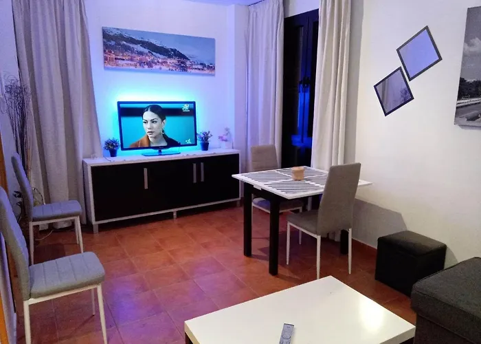 Estudio En Zona Baja Y Garaje Opcional 公寓 *